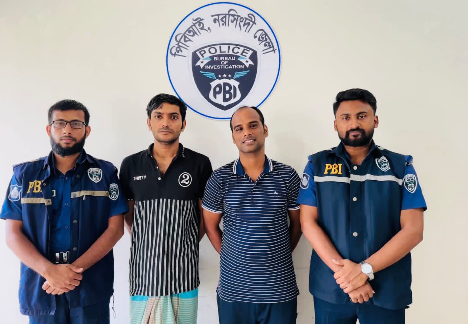 ইতালি পাঠানোর নামে জাল ভিসায় মালয়েশিয়ায়, ২২ লাখ টাকা আত্মসাতে গ্রেফতার ২